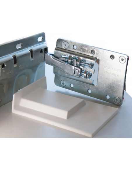 Навіс Camar 807 XL з монтажною планкою і заглушкою