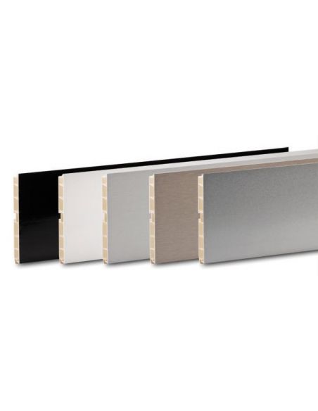 Цокольная планка чорний глянець H-100 4000мм VOLPATO