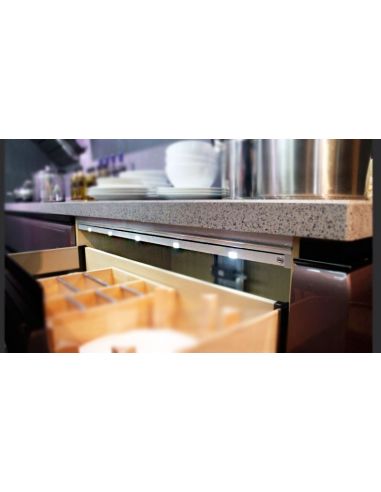 Світильник LED для висувних ящиків PARLA 563мм